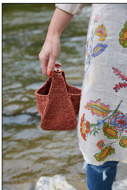 KAL - the Novus Knit Pouch w/ Sue