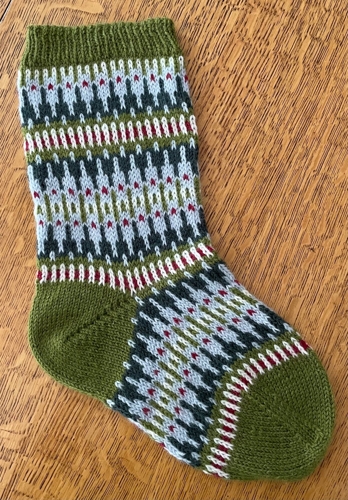 Knit the "Celeste Christmas Stocking" by Petite Knit w/ Christina